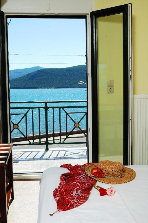 Ariadnes Holiday Accommodation Apidias Lakos Exterior foto